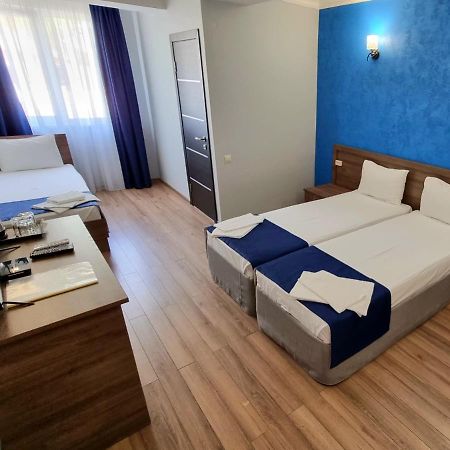 Nobi Guest House Gagra Exterior photo