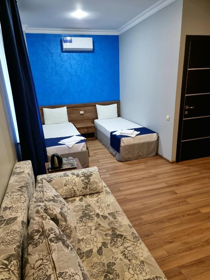 Nobi Guest House Gagra Exterior photo