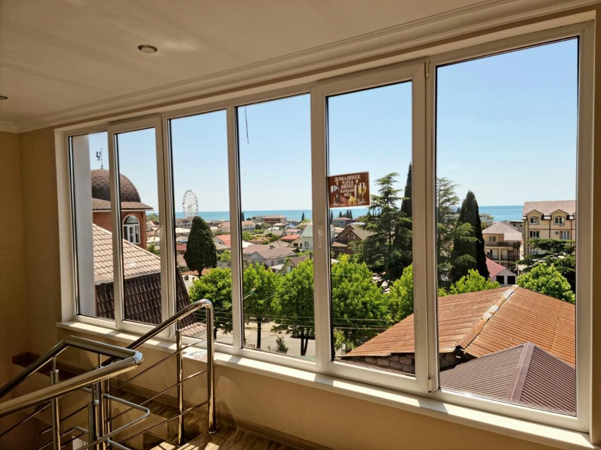 Nobi Guest House Gagra Exterior photo