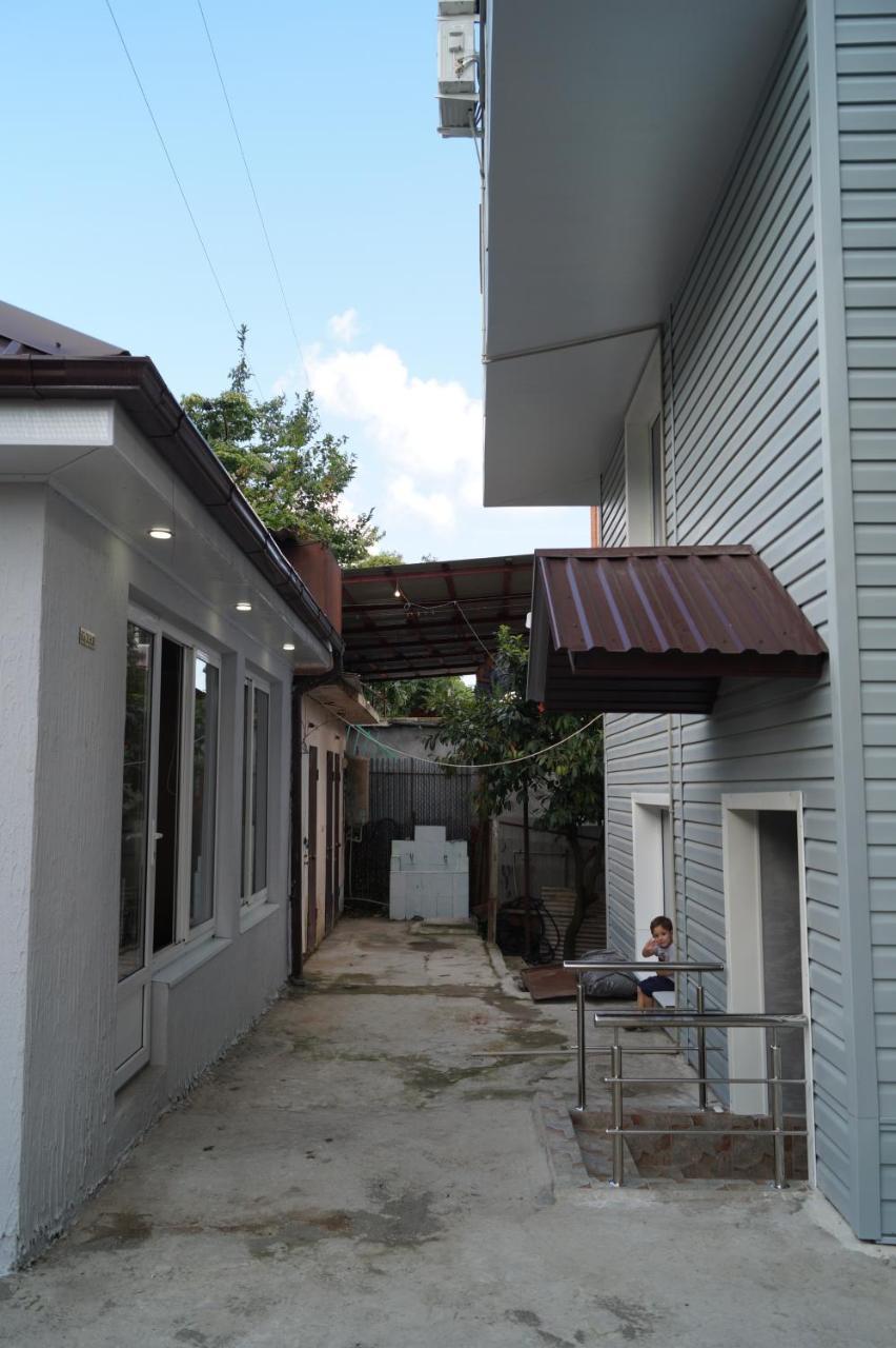 Nobi Guest House Gagra Exterior photo